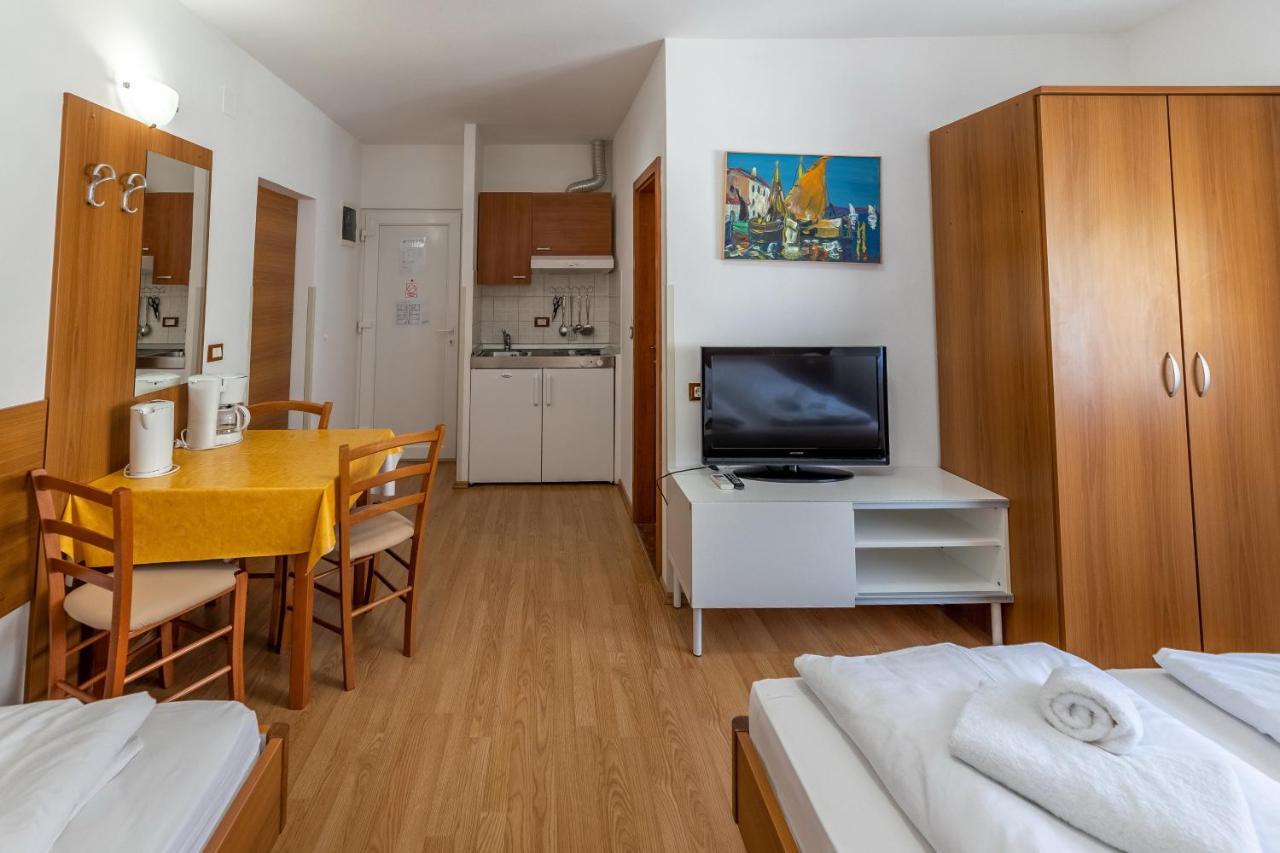 Apartments Liburnija 奥帕提亚 外观 照片