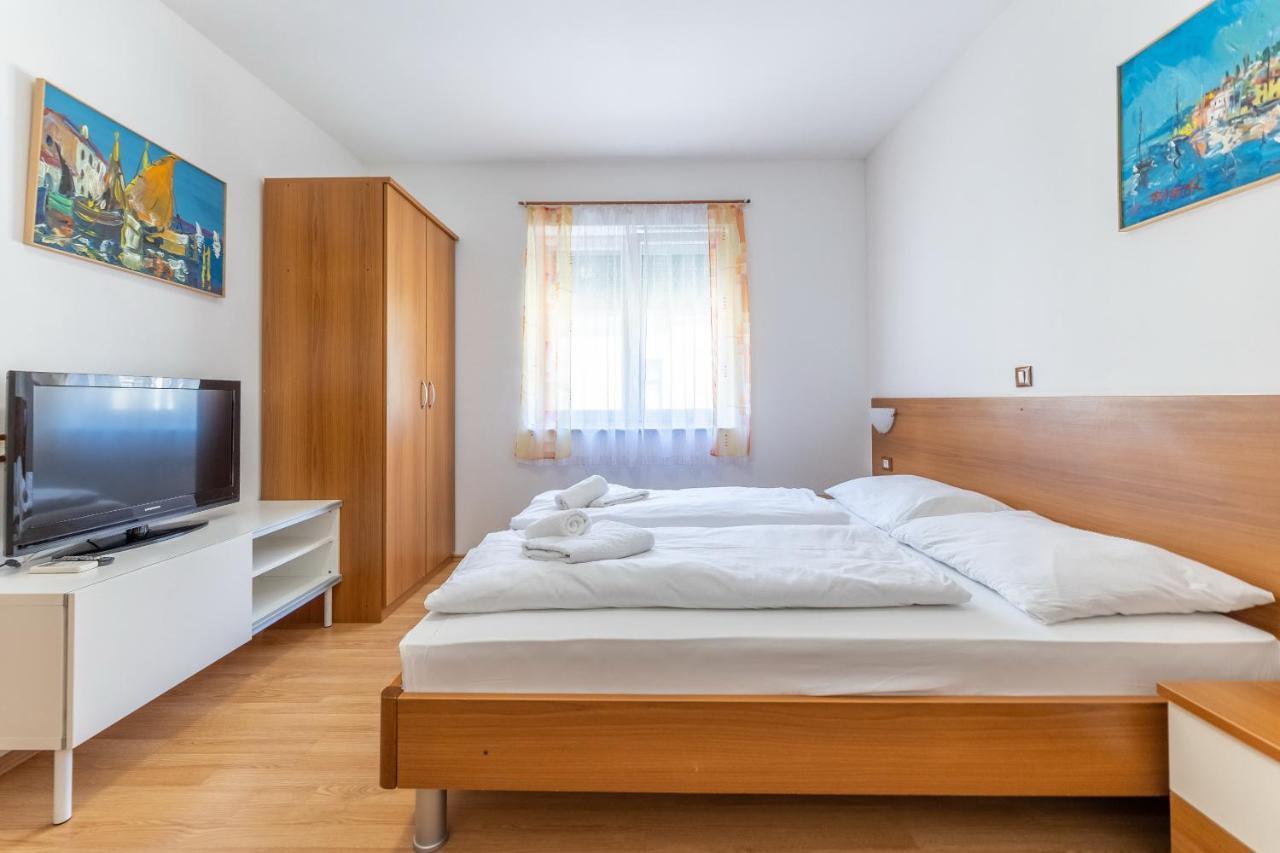 Apartments Liburnija 奥帕提亚 外观 照片