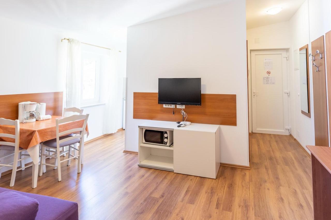 Apartments Liburnija 奥帕提亚 外观 照片