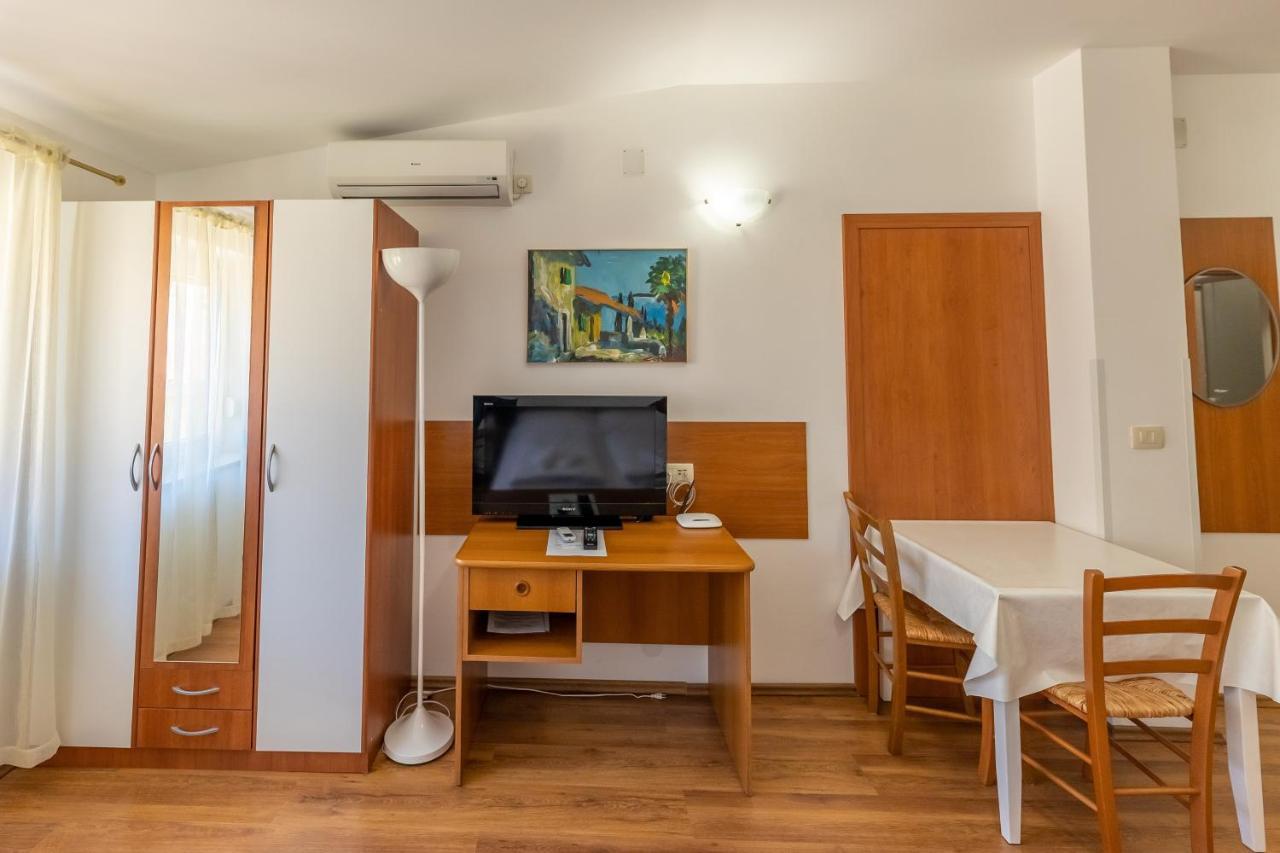 Apartments Liburnija 奥帕提亚 外观 照片