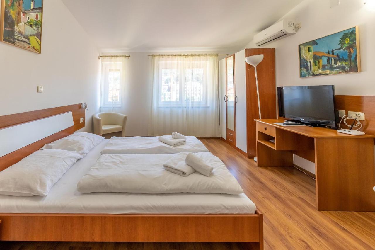 Apartments Liburnija 奥帕提亚 外观 照片